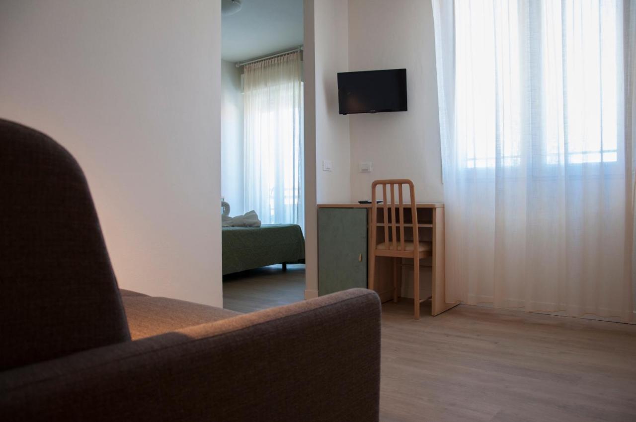 Hotel Ondina E Milazzo Cervia Kültér fotó