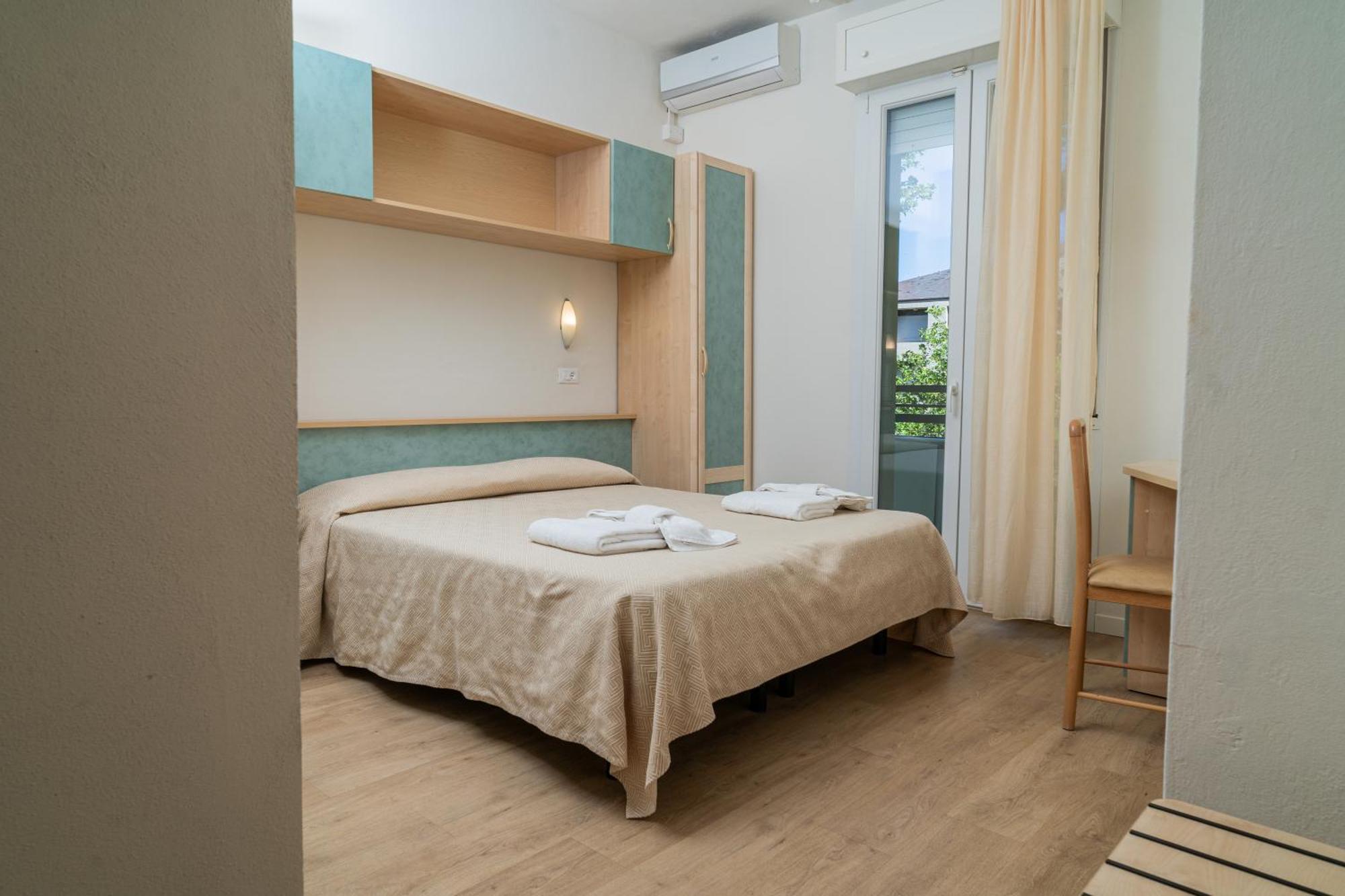 Hotel Ondina E Milazzo Cervia Kültér fotó