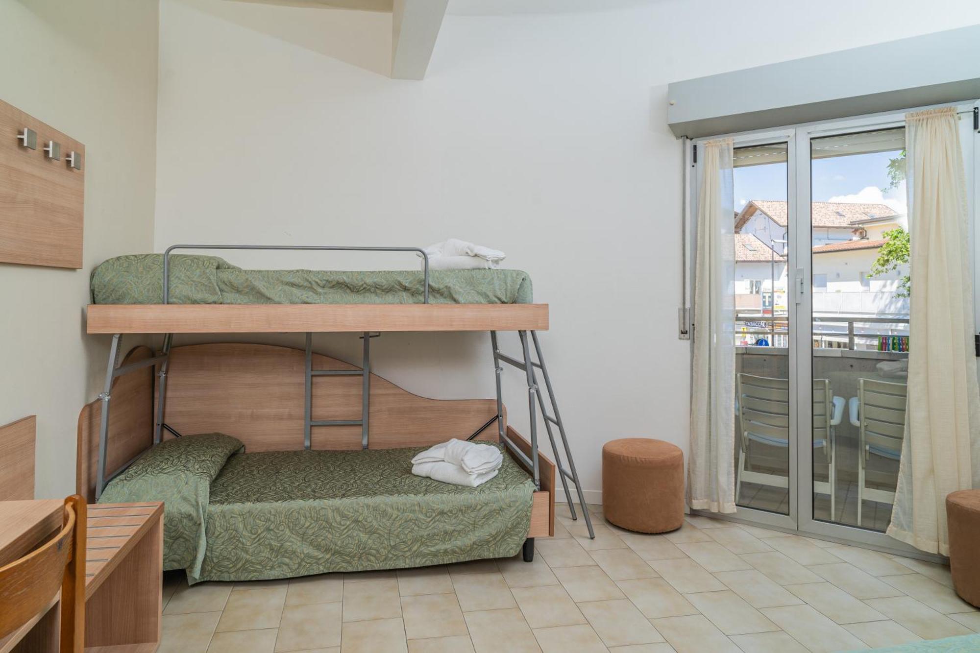 Hotel Ondina E Milazzo Cervia Kültér fotó