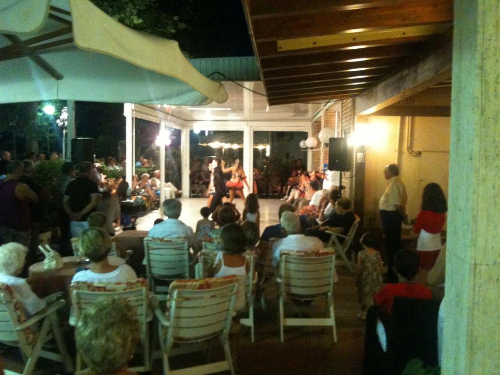 Hotel Ondina E Milazzo Cervia Kültér fotó