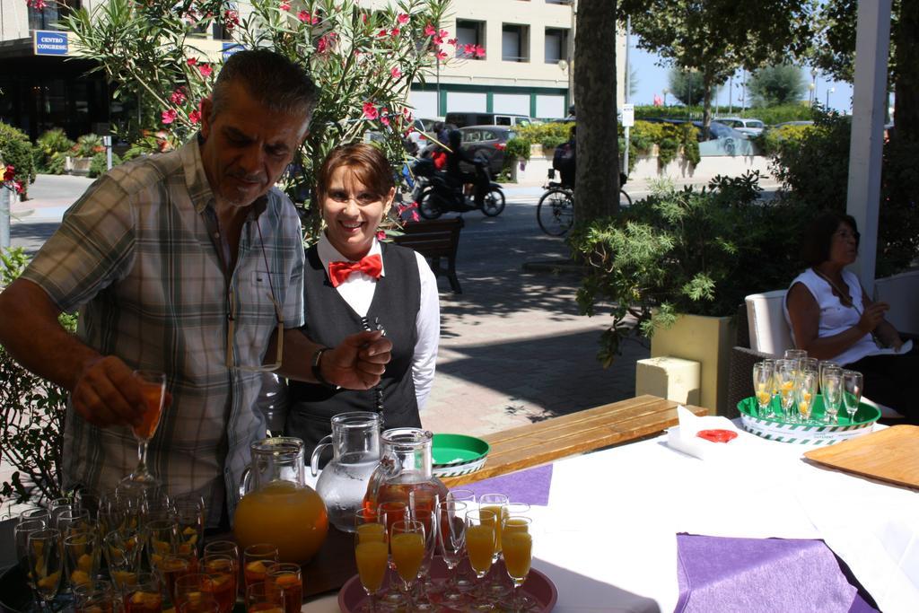 Hotel Ondina E Milazzo Cervia Kültér fotó