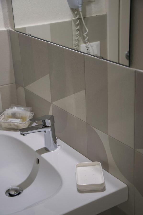 Hotel Ondina E Milazzo Cervia Kültér fotó